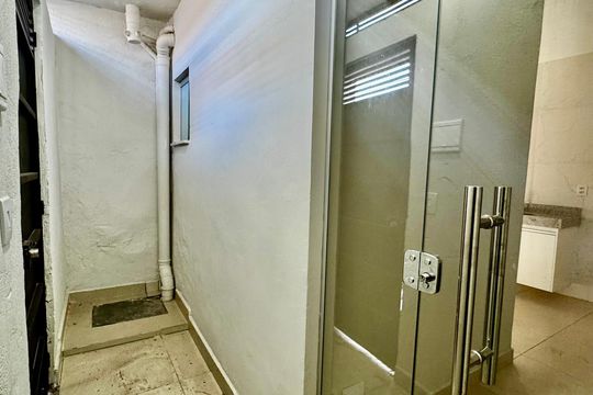 Área de Serviço privativa  de casa para alugar com 1 quarto, 40m² em Ipiranga, Belo Horizonte