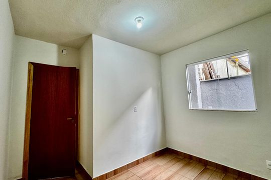 Quarto  de casa para alugar com 1 quarto, 40m² em Ipiranga, Belo Horizonte