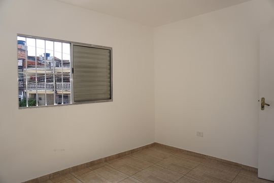 Quarto 2 de casa para alugar com 2 quartos, 60m² em Jardim Sao Luiz, Embu das Artes