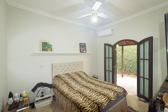 Suíte de casa à venda com 4 quartos, 250m² em Campo Grande, Rio de Janeiro