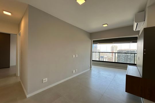 Apartamento à venda com 2 quartos, 76m² em Alphaville Industrial, Barueri