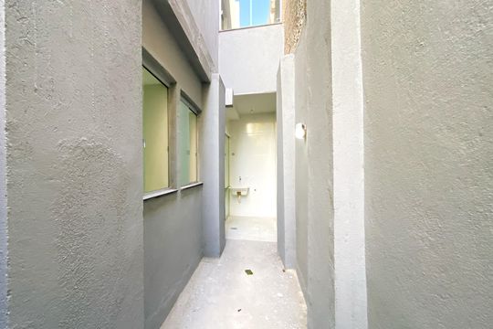 Varanda de apartamento à venda com 3 quartos, 74m² em Tropical, Contagem