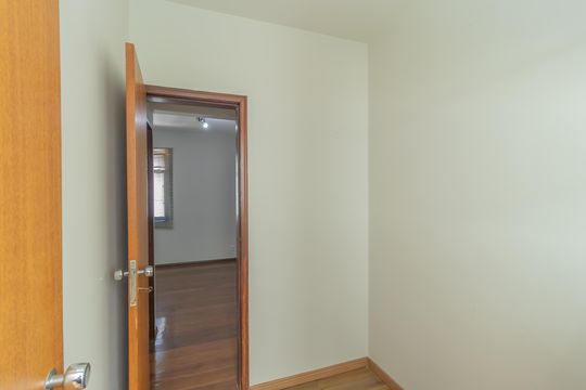 Apartamento para alugar com 2 quartos, 92m² em Funcionários, Belo Horizonte