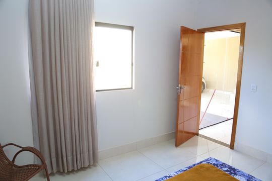 Quarto 1 de casa à venda com 2 quartos, 80m² em Jardim Guanabara, Goiânia