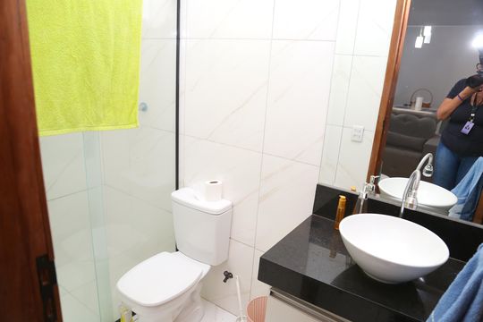 Banheiro de casa à venda com 2 quartos, 80m² em Jardim Guanabara, Goiânia