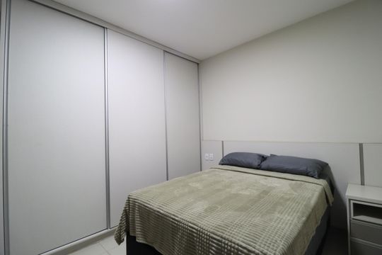 Quarto 2  de casa para alugar com 4 quartos, 286m² em Jardim Europa, Uberlândia