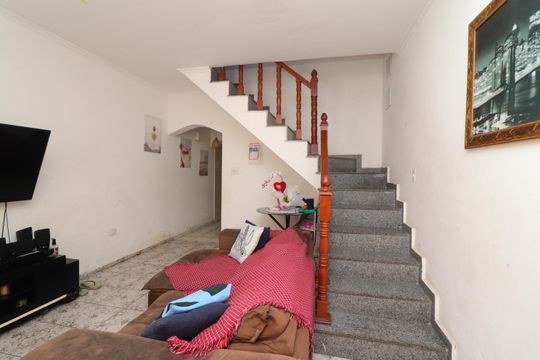 Casa à venda com 4 quartos, 185m² em Parque Savoi City, São Paulo