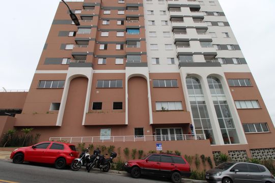 Fachada de apartamento para alugar com 2 quartos, 42m² em Itaquera, São Paulo