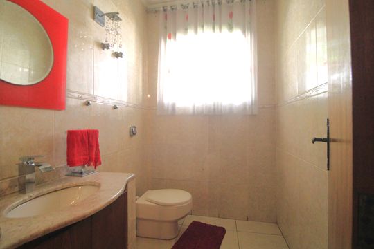 Lavabo de casa à venda com 4 quartos, 2000m² em Jardim Santa Helena, São Paulo