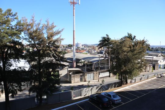 Vista de apartamento para alugar com 2 quartos, 45m² em Bairro da Glória, Contagem