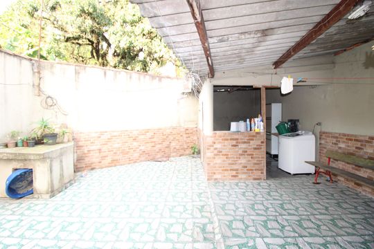 Quintal e Área de serviço de casa para alugar com 3 quartos, 50m² em Vila Fukuya, São Paulo