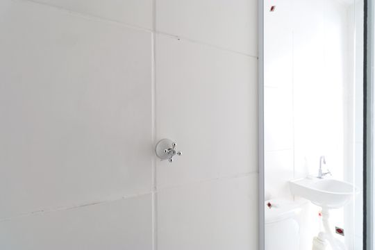 Banheiro  de apartamento à venda com 2 quartos, 32m² em Jardim Pereira Leite, São Paulo