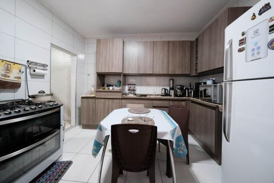 Cozinha de casa à venda com 3 quartos, 150m² em Jardim Keralux, São Paulo