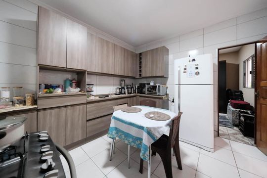 Cozinha de casa à venda com 3 quartos, 150m² em Jardim Keralux, São Paulo