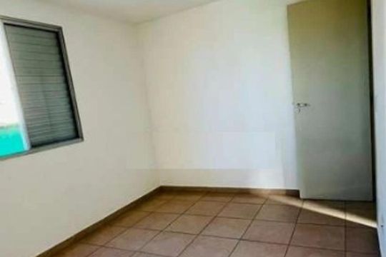 Quarto de apartamento à venda com 2 quartos, 49m² em Parque Sao Vicente, Santo André
