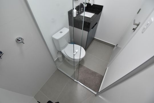 Banheiro do Studio de apartamento à venda com 1 quarto, 19m² em Centro, Curitiba
