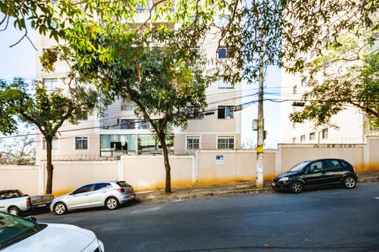 Apartamento para alugar com 3 quartos, 72m² em Castelo, Belo Horizonte