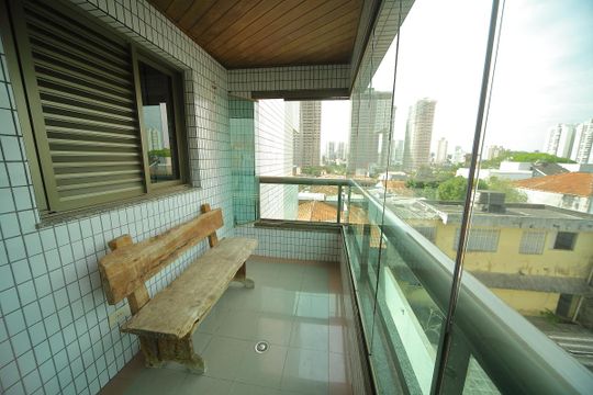 Sala- Varanda  de apartamento para alugar com 3 quartos, 104m² em Nova Petrópolis, São Bernardo do Campo