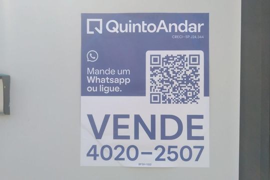 Fachada de casa à venda com 3 quartos, 250m² em Parque Peruche, São Paulo