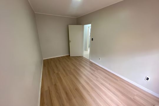 Quarto de apartamento à venda com 2 quartos, 64m² em Menino Deus, Porto Alegre