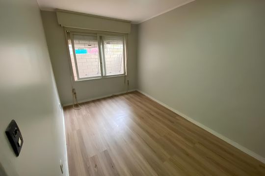 Quarto de apartamento à venda com 2 quartos, 64m² em Menino Deus, Porto Alegre