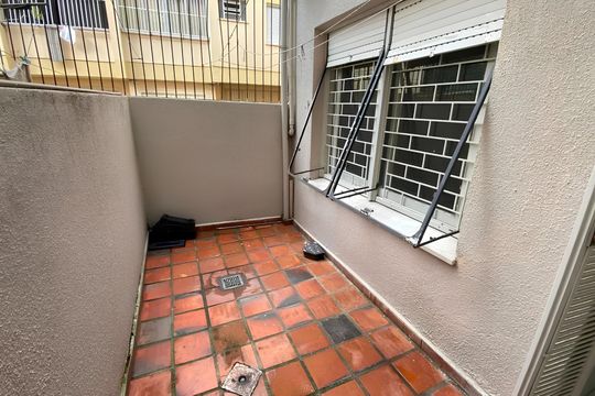 Área externa de apartamento à venda com 2 quartos, 64m² em Menino Deus, Porto Alegre