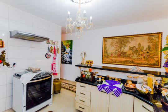 Cozinha de casa à venda com 3 quartos, 200m² em Jardim Bebedouro, Guarulhos