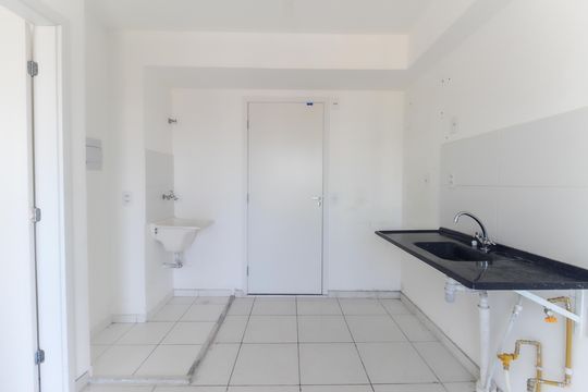 Sala - Cozinha de apartamento para alugar com 1 quarto, 38m² em Parada Xv de Novembro, São Paulo
