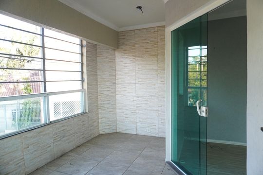 Casa à venda com 4 quartos, 250m² em Parque Savoi City, São Paulo