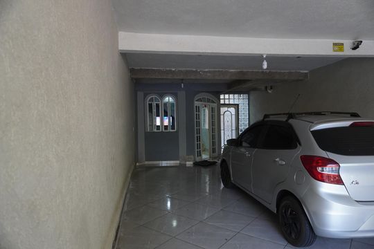 Casa à venda com 4 quartos, 250m² em Parque Savoi City, São Paulo