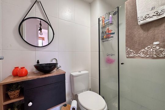 Banheiro Social de apartamento para alugar com 2 quartos, 41m² em Vargem Grande, Rio de Janeiro
