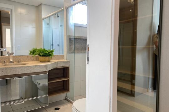 Banheiro de apartamento à venda com 3 quartos, 162m² em Tatuapé, São Paulo