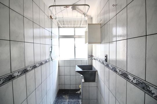 Banheiro de apartamento à venda com 2 quartos, 48m² em Artur Alvim, São Paulo