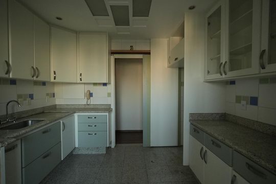 Cozinha de apartamento à venda com 2 quartos, 154m² em Campestre, Santo André