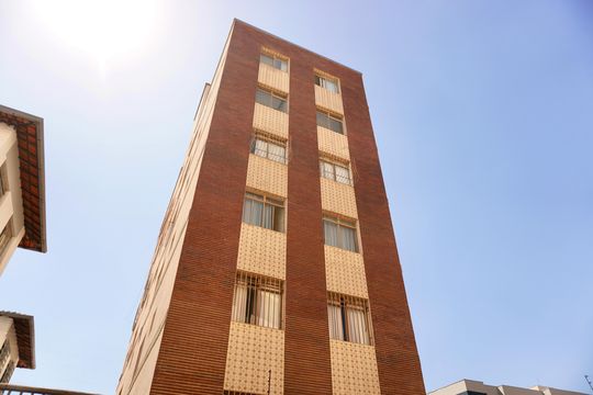 Fachada do Prédio de apartamento à venda com 2 quartos, 58m² em Santa Efigênia, Belo Horizonte