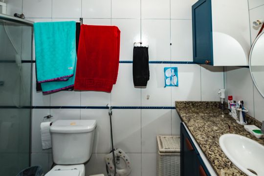 Casa à venda com 5 quartos, 240m² em Jardim Atlântico, Belo Horizonte