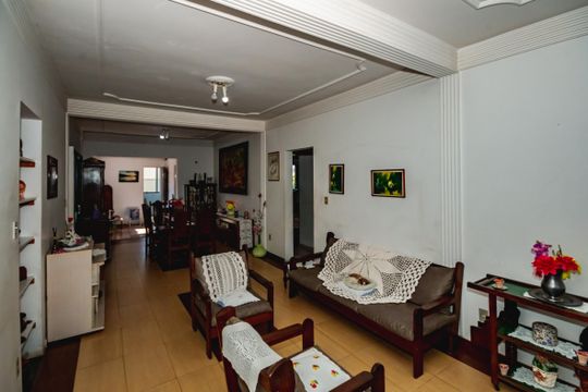 Casa à venda com 5 quartos, 240m² em Jardim Atlântico, Belo Horizonte