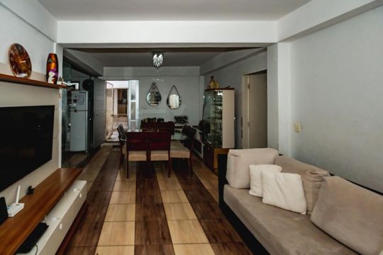 Casa à venda com 5 quartos, 240m² em Jardim Atlântico, Belo Horizonte