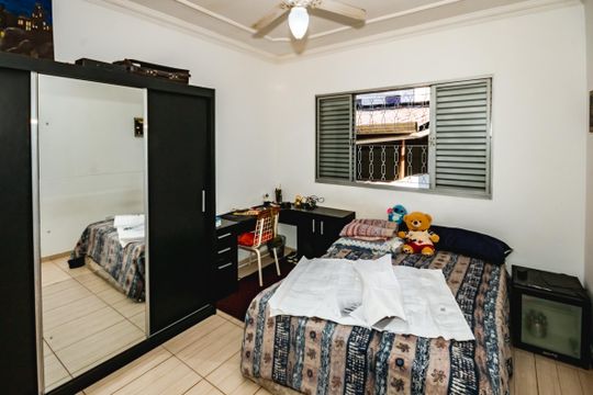 Casa à venda com 5 quartos, 240m² em Jardim Atlântico, Belo Horizonte