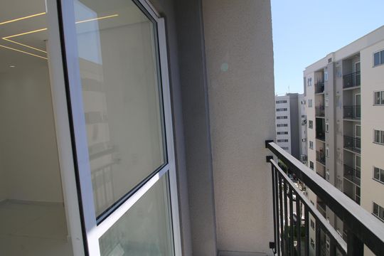 Varanda de apartamento para alugar com 2 quartos, 40m² em Irajá, Rio de Janeiro