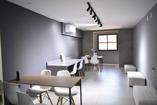 Área comum  de kitnet/studio para alugar com 0 quarto, 25m² em Chácara Inglesa, São Paulo