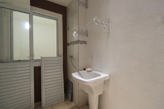 Área de Serviço de apartamento para alugar com 2 quartos, 42m² em Vila Esperança, São Paulo