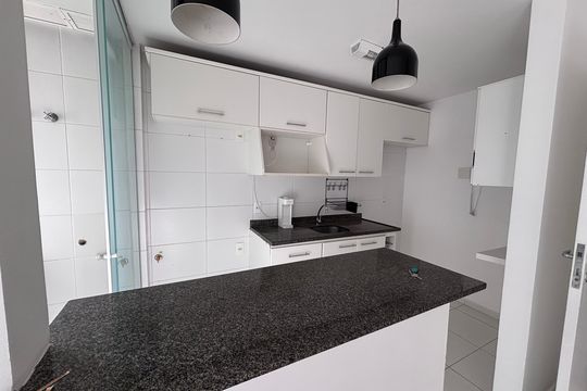 Cozinha de apartamento para alugar com 2 quartos, 61m² em Recreio dos Bandeirantes, Rio de Janeiro