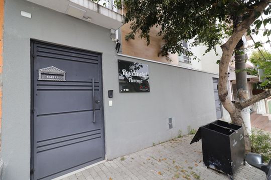 Fachada e portaria de apartamento para alugar com 1 quarto, 27m² em Jardim Palmares (zona Sul), São Paulo