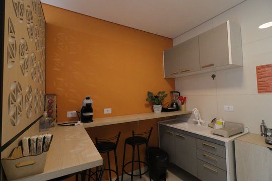 Cozinha de apartamento para alugar com 1 quarto, 27m² em Jardim Palmares (zona Sul), São Paulo