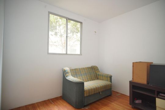 Quarto de apartamento à venda com 1 quarto, 40m² em Parque Santa Fé, Porto Alegre