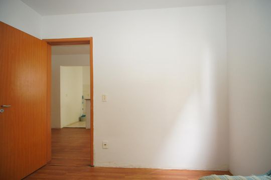 Quarto de apartamento à venda com 1 quarto, 40m² em Parque Santa Fé, Porto Alegre