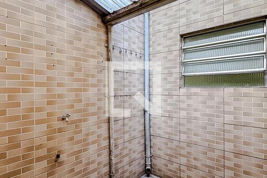 Área externa de casa para alugar com 2 quartos, 100m² em Brás, São Paulo