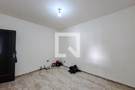 Quarto de casa para alugar com 2 quartos, 100m² em Brás, São Paulo
