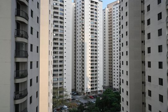 Vista de apartamento à venda com 3 quartos, 110m² em Chácara Agrindus, Taboão da Serra